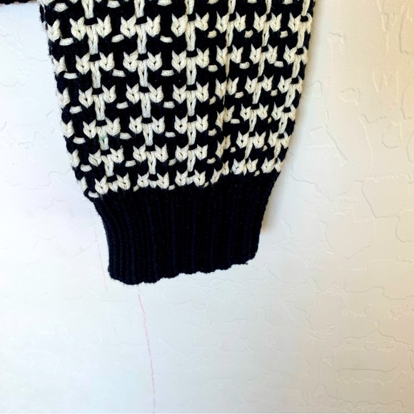 MISS WU by Jason Wu Sweater.Size:Small. Excellent condition. Excellent quality - Picture 7 of 8